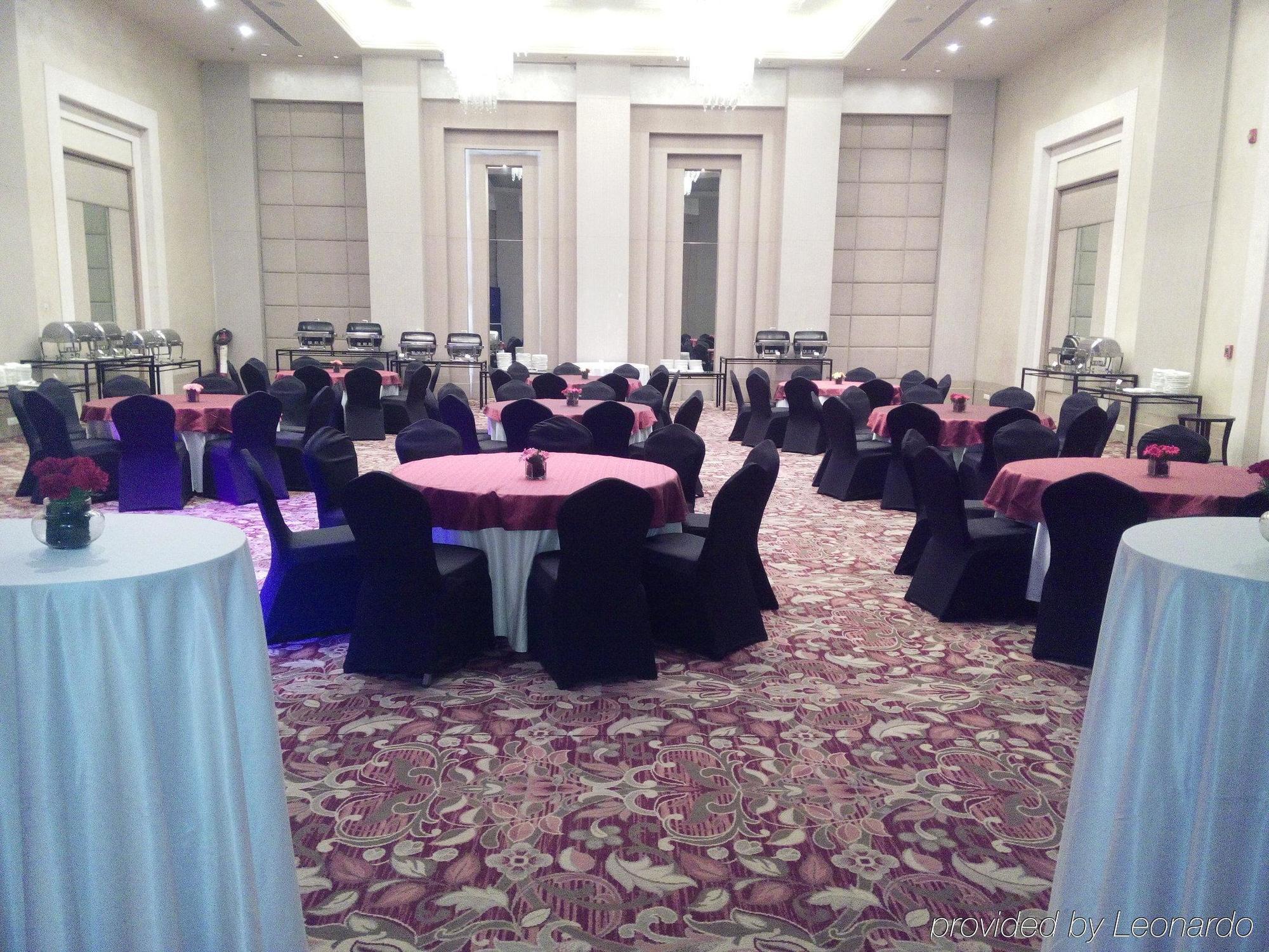 Lemon Tree Premier 2, Gurugram Hotel Gurgaon Ngoại thất bức ảnh